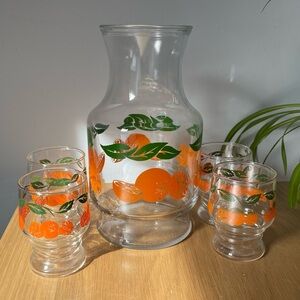 Vintage Anchor Hocking Orange Juice Carafe Pitcher and 4 Glasses 🍊